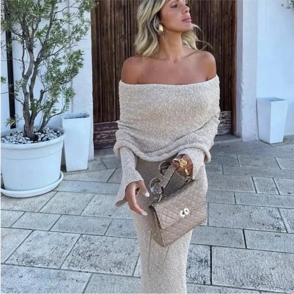 White off shoulder maxi cover up - Picture 5 of 9